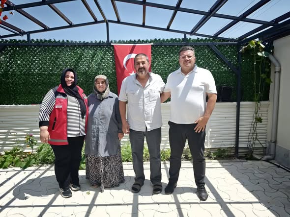 Aziz Şehidimiz Yasin Sarı’nın ve Şehidimiz Yaşar Nuri Küçükkara’nın Kıymetli Ailelerini Ziyaret Ettik.