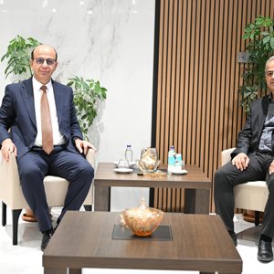 İl Müdürümüz Sayın Ömer Faruk ERGÜN, Yeşilyurt Belediye Başkanı Sn. Prof. Dr. İlhan GEÇİT'e birlikte yapılabilecek ortak çalışma alanlarımız üzerine istişare amaçlı ziyaret gerçekleştirdi. - fotoğraf 1