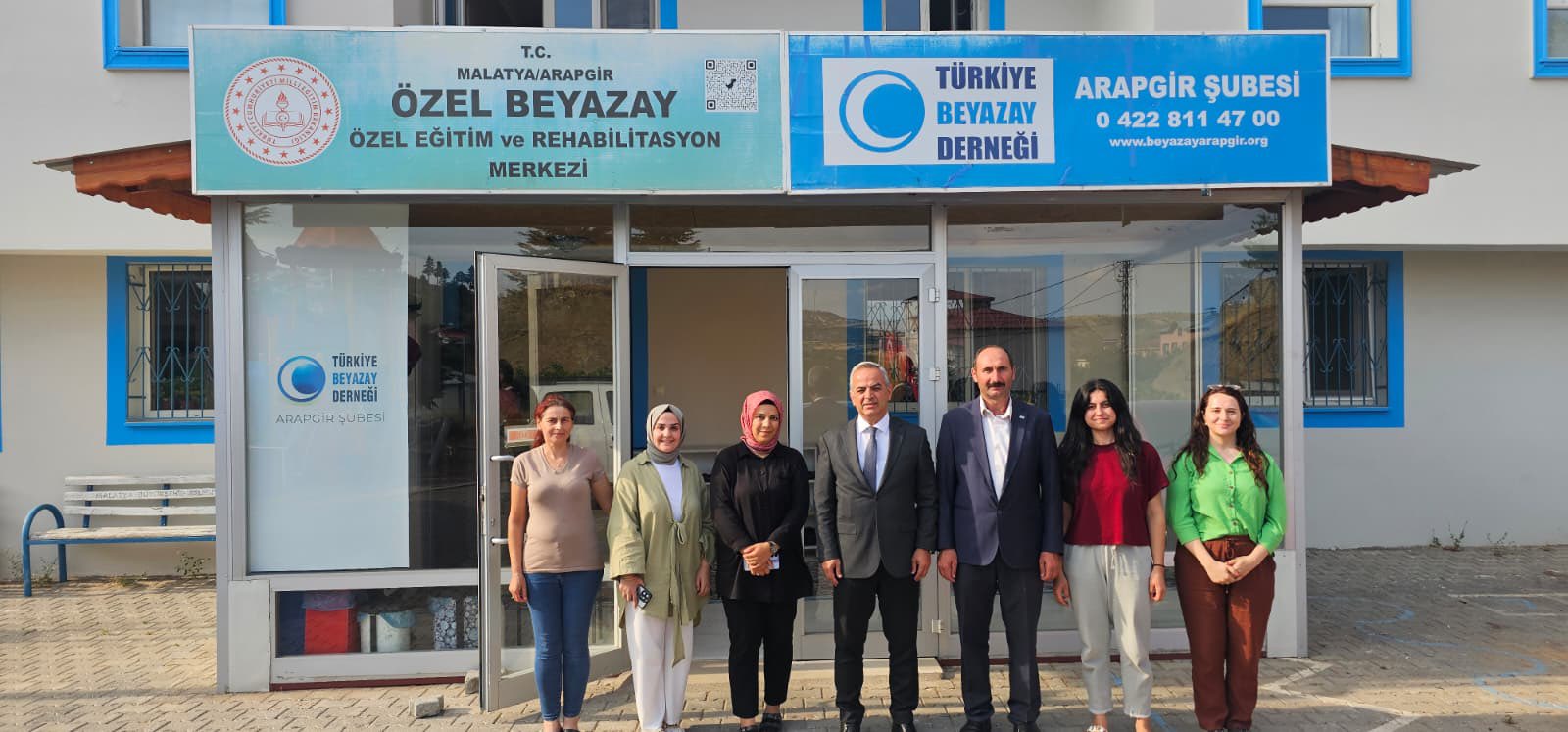 İl Müdürümüz Sayın Ömer Faruk ERGÜN'den  Arapgir  ilçemizde  Beyazay Derneğine ziyaret
