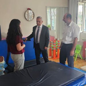 İl Müdürümüz Sayın Ömer Faruk ERGÜN'den  Arapgir  ilçemizde  Beyazay Derneğine ziyaret - fotoğraf 3