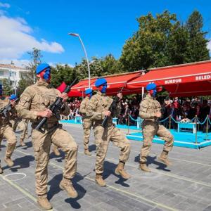 30 Ağustos Zafer Bayramı’nın 104. Yıl Dönümü Kutlama Programı, Cumhuriyet Meydanı’nda gerçekleştirildi - fotoğraf 7