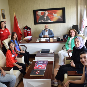 Başarılı Sporcularımızdan İl Müdürümüze Ziyaret - fotoğraf 2