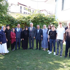 Valimiz Sayın Mehmet Makas Gazimiz Özgür Çavuş ve Ailesini Ziyaret Etti. - fotoğraf 4
