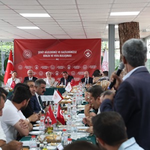Bakanımız Göktaş, Muş'ta şehit aileleri ve gazilerle buluştu - fotoğraf 6
