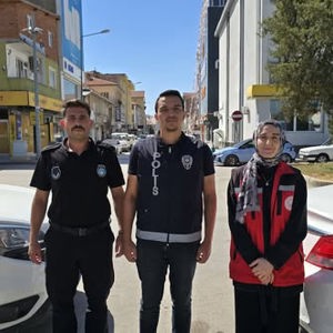 Yerköy Sosyal Hizmet Merkezi Müdürlüğümüz tarafından, Çocuklar Güvende Programı kapsamında sokak ziyaretleri gerçekleştirildi. - fotoğraf 4