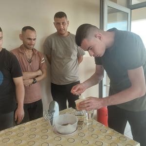 Hacı Salih ve Mine Kara Engelsiz Yaşam Bakım ve Rehabilitasyon Merkezi’nde Soğuk Kahve Etkinliği - fotoğraf 1