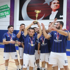 30 Ağustos Zafer Bayramı Voleybol Turnuvası Tamamlandı - fotoğraf 1