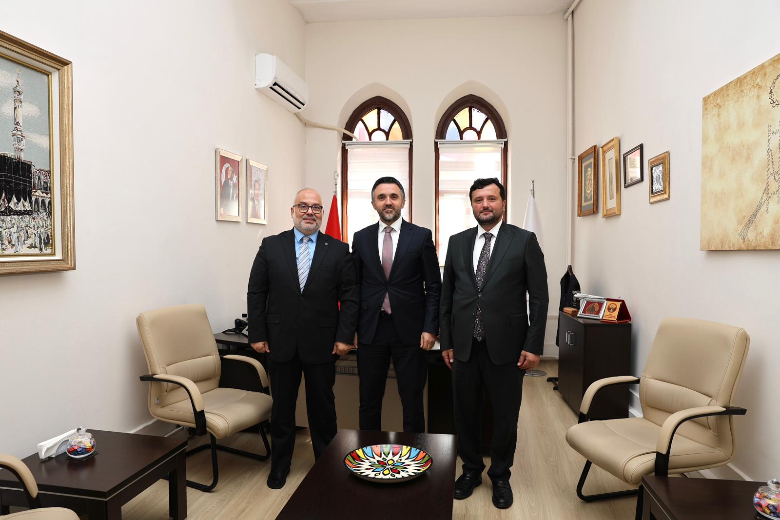 RTÜK İstanbul Bölge Temsilcisi Sn. Abdullah Yılmaz ve Başkan Danışmanı Sn. Fatih Öke, İl Müdürümüz Sn. Ömer Turan’ı Makamında Ziyaret Etti