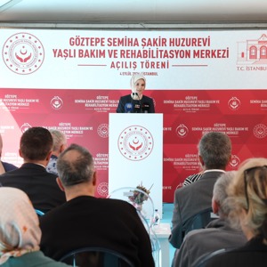 Bakanımız Göktaş, Göztepe Semiha Şakir Huzurevi Yaşlı Bakım ve Rehabilitasyon Merkezi'nin açılışına katıldı - fotoğraf 3