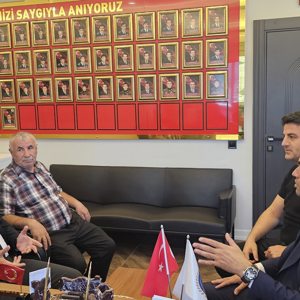 İl Müdürümüz Sayın Ömer Faruk ERGÜN, Emniyet Teşkilatı Vazife Malulü ve Şehit Aileleri Vakfı (EMŞAV) Malatya Şubesine ziyaret - fotoğraf 2