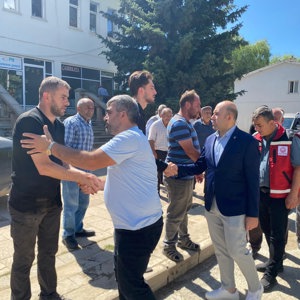 İl Müdürümüz Sayın Abdulhalim Ünalan, 15 Temmuz Gazimiz Sayın Ali Aydınlar’ın kardeşi merhum Mehmet Aydınlar’ın cenaze merasimine katıldı. - fotoğraf 1