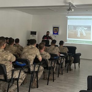 Madde bağımlılığıyla mücadelede jandarma personeline eğitim - fotoğraf 2