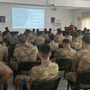 Madde bağımlılığıyla mücadelede jandarma personeline eğitim - fotoğraf 4