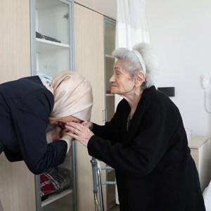 Bakanımız Göktaş, Göztepe Semiha Şakir Huzurevi Yaşlı Bakım ve Rehabilitasyon Merkezi'nin açılışına katıldı - fotoğraf 3