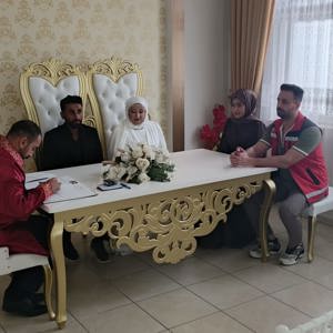 Gençlerimizin Mutluluğuna Ortak Oluyoruz - fotoğraf 2
