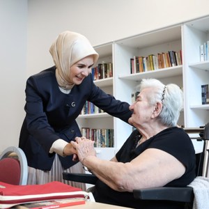 Eylül ayı yaşlı ve engelli aylıkları hesaplara yatırılmaya başlandı - fotoğraf 1