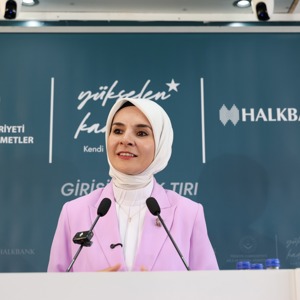 Bakanımız Mahinur Özdemir Göktaş, Hakkari'de konuştu: - fotoğraf 1