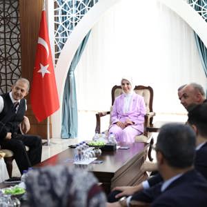 Bakanımız Mahinur Özdemir Göktaş, Hakkari'de konuştu: - fotoğraf 4