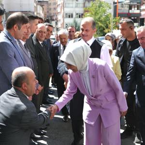 Bakanımız Mahinur Özdemir Göktaş, Hakkari'de konuştu: - fotoğraf 5