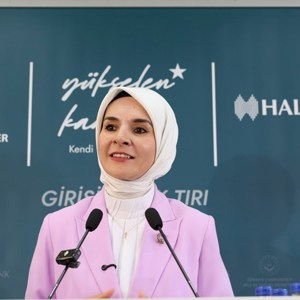 Bakanımız Mahinur Özdemir Göktaş, Hakkari'de konuştu: - fotoğraf 1