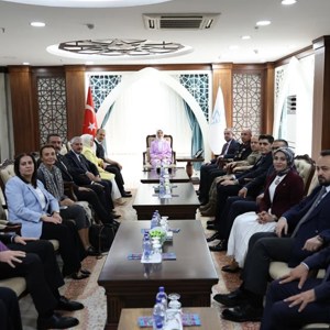 Bakanımız Mahinur Özdemir Göktaş, Hakkari'de konuştu: - fotoğraf 3