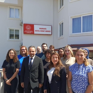 İl Müdürümüz Mahmut SELÇUK, Marmaris Sosyal Hizmet Merkezi Müdürlüğümüzü ziyaret etti.  - fotoğraf 1