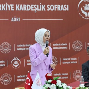 Bakanımız Göktaş, Ağrı'da "Terörsüz Türkiye" süreciyle ilgili konuştu - fotoğraf 9