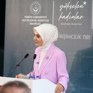 Bakanımız Mahinur Özdemir Göktaş, Hakkari'de konuştu: - fotoğraf 20