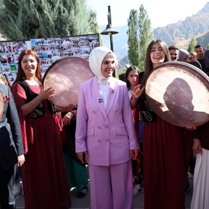 Bakanımız Mahinur Özdemir Göktaş, Hakkari'de konuştu: - fotoğraf 28