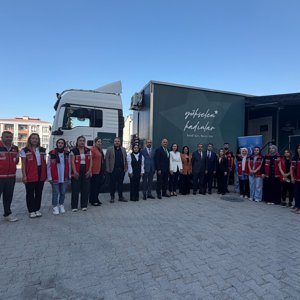 YÜKSELEN KADINLAR GİRİŞİMCİLİK EĞİTİM TIRI ŞIRNAK’TA KADINLARLA BULUŞTU - fotoğraf 2