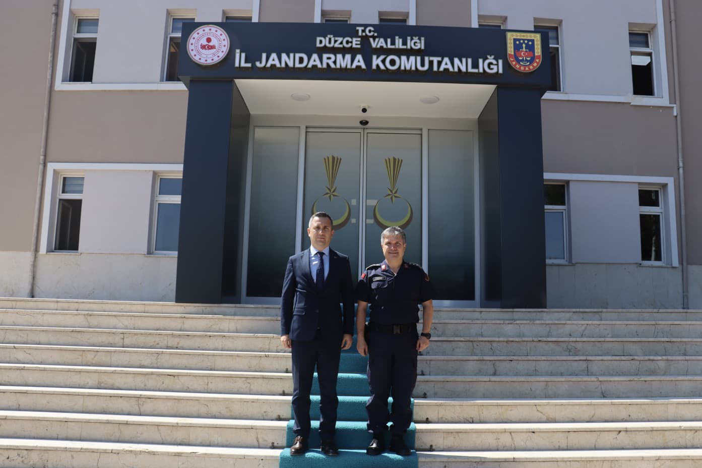 İl Müdürümüz Sezgin Küçüktepe Düzce İl Jandarma Komutanı Mustafa Kılınç’ı Ziyaret Etti.