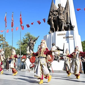 Manisa’nın Düşman İşgalinden Kurtuluşunun 104. Yıl Dönümü Kutlandı - fotoğraf 4