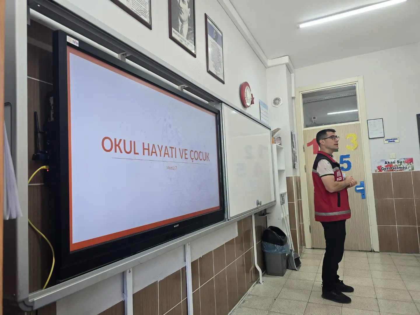 Geleceğimizin Teminatı Çocuklarımız İçin Okullardayız