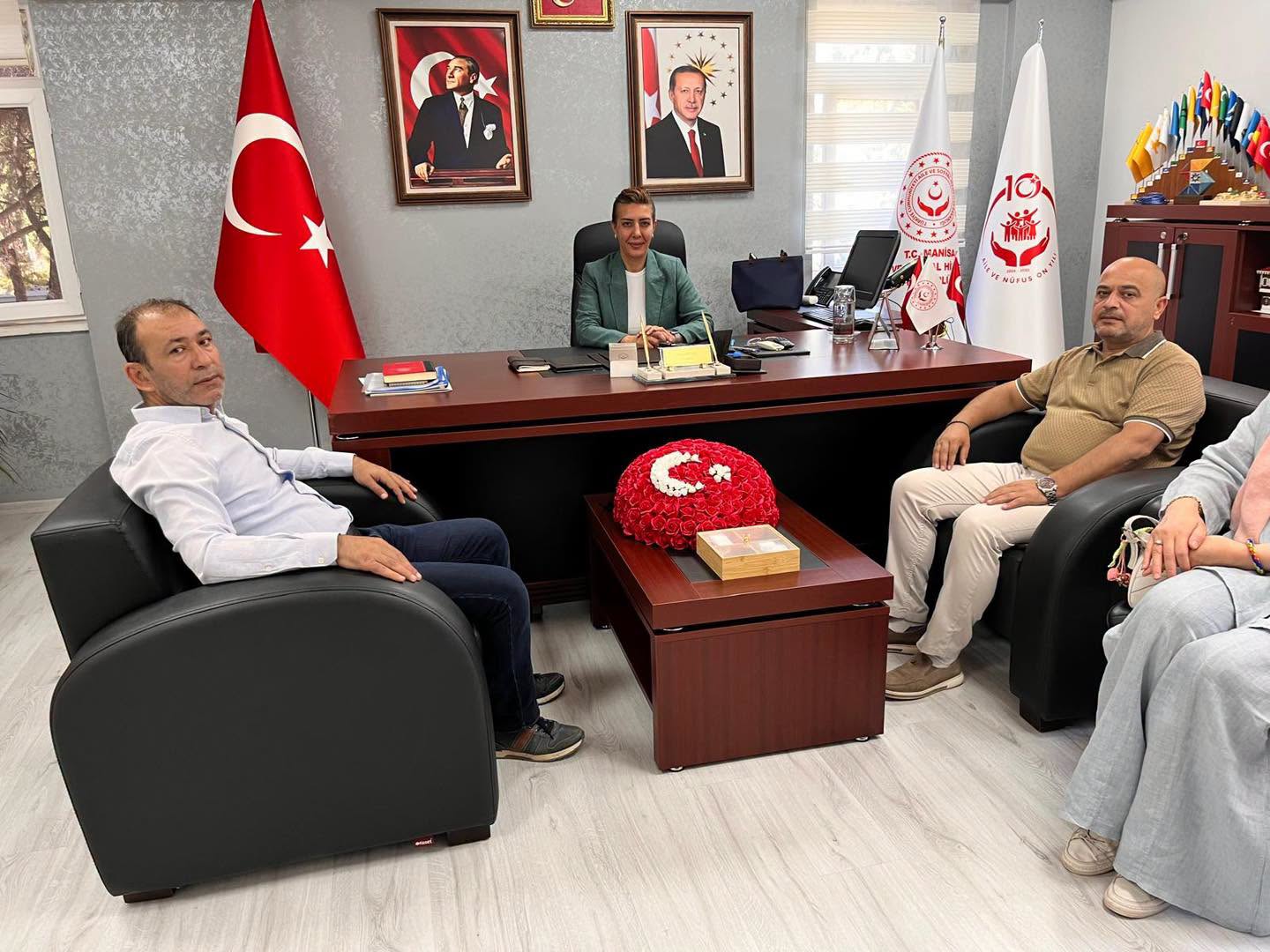 Öz Sağlık-İş Sendikası Manisa Şube Yönetimi İl Müdürümüzü Ziyaret Etti