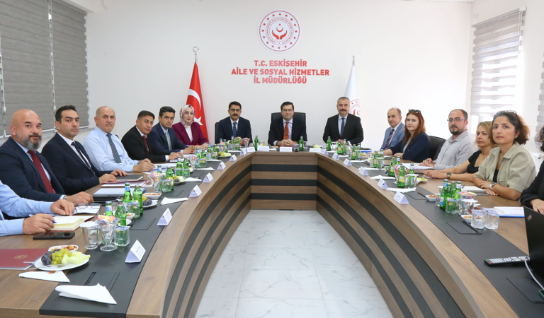 Engelli ve Yaşlı Hizmetleri Genel Müdürümüz Başkanlığında İl İstişare ve Değerlendirme Toplantısı Gerçekleştirildi
