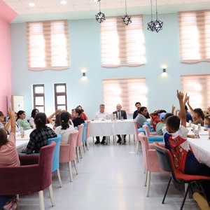 İl Müdürümüz Sayın Abdulhalim Ünalan, devlet himayesindeki kıymetli çocuklarımızı ziyaret ederek yeni eğitim-öğretim dönemi öncesinde kendileriyle bir araya geldi. - fotoğraf 2
