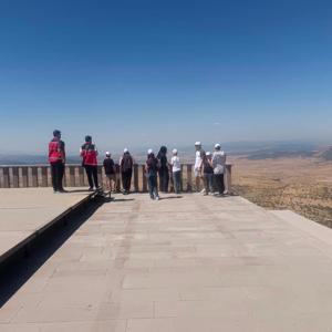Tarihe Yerinde Yolculuk: Okul Destek Projesi ve Çocuk Hakları İl Komitesi öğrencileri, Kurtuluş Savaşı'nın simge mekanlarını ziyaret etti. - fotoğraf 4