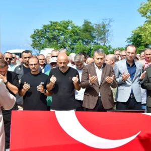 Kıbrıs Gazimiz Adnan Koyun Son Yolculuğuna Uğurlandı - fotoğraf 2