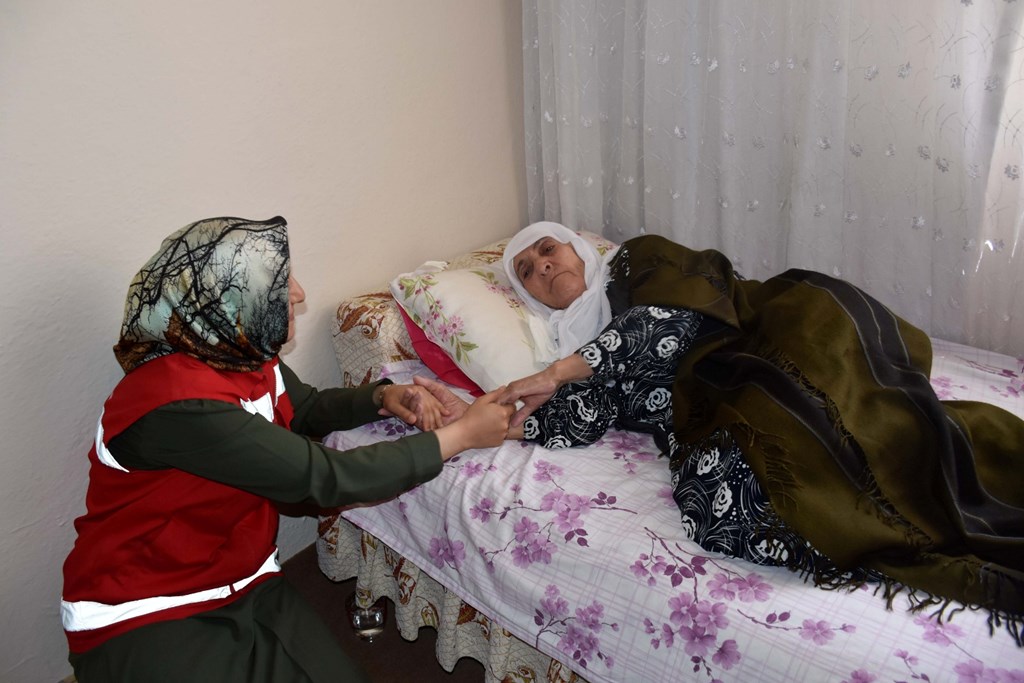 Evde Bakım Yardımı ödemeleri hak sahiplerinin hesaplarına yatırılmaya başlandı