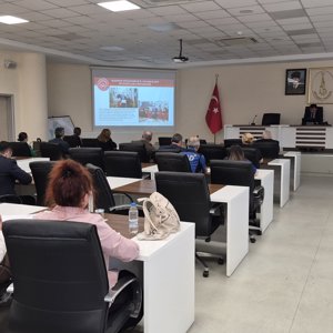 Kadının Güçlenmesi İl Koordinasyon Kurulu Toplantısı Gerçekleştirildi - fotoğraf 1