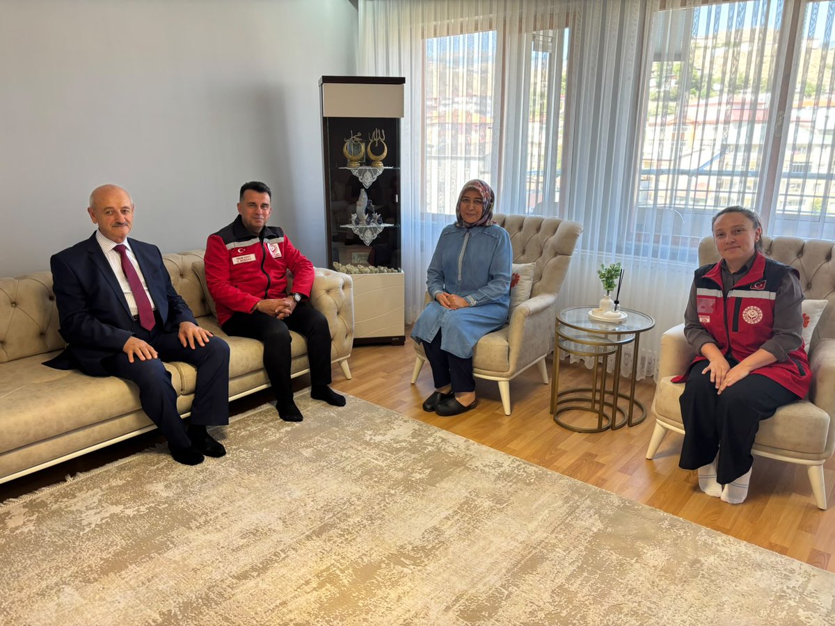 Şehidimiz Piyade Er Adem Şirin’in Kıymetli Eşini Ziyaret Ettik.