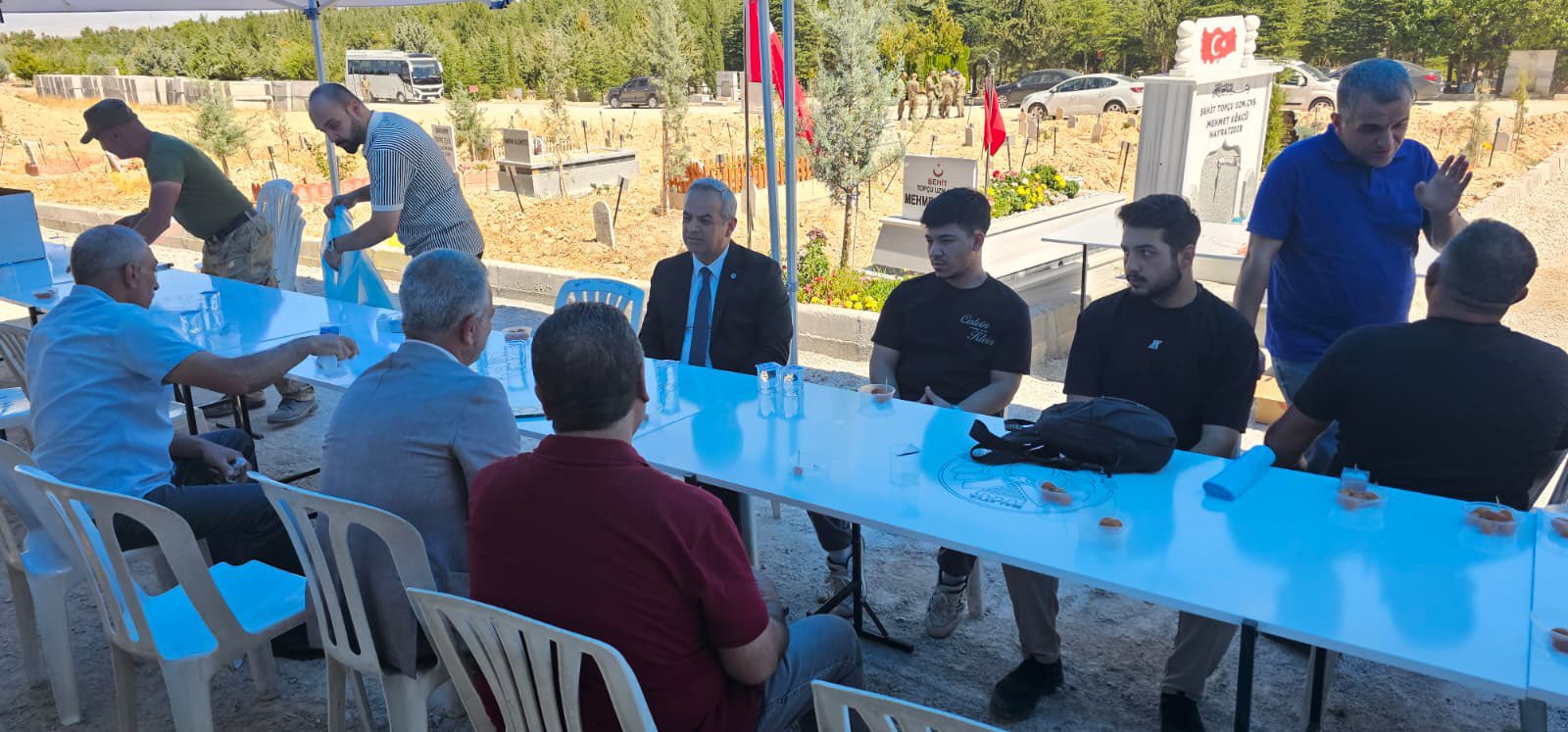 İl Müdürümüz Sayın Ömer Faruk ERGÜN Şehit Topçu Uzman Çavuş Mehmet KÖKÇÜ için düzenlenen mevlit programına katılım sağladı.