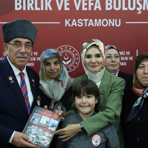 Bakanımız Göktaş, Kastamonu’da Şehit Aileleri ve Gazilerle Vefa Buluşmasında Bir Araya Geldi - fotoğraf 3