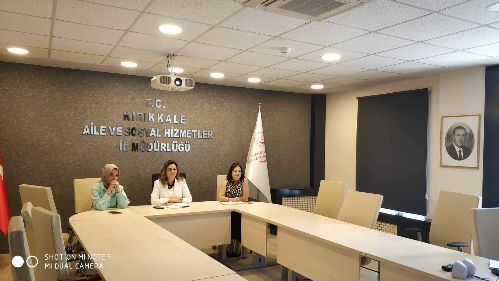 Çocuk Hizmetleri Genel Müdürümüz Sayın Hasan Basri ALAGÖZ başkanlığında, 81 İl Müdürlüğünün ilgili amirlerinin katılımıyla “Nakil ve Tertip” toplantısı gerçekleştirildi.