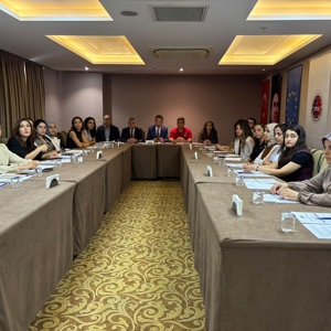 Kadına Yönelik Şiddetle Mücadelede Kurumlar Arası İş Birliği Toplantısı Gerçekleştirildi - fotoğraf 1