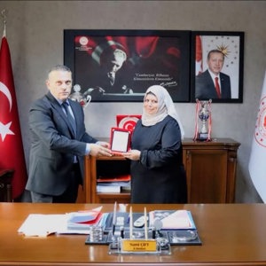 İl Müdürlüğümüz Personeline Başarı Plaketi - fotoğraf 3