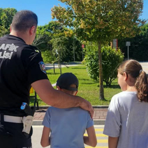 Çocuklarımıza Yönelik Trafik Eğitimi Gerçekleştirildi - fotoğraf 1