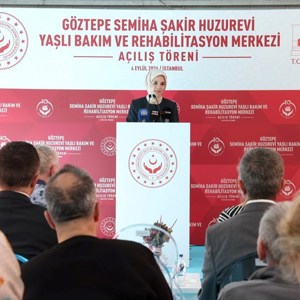 Bakanımız Göktaş, Göztepe Semiha Şakir Huzurevi Yaşlı Bakım ve Rehabilitasyon Merkezi'nin Açılışına Katıldı - fotoğraf 4
