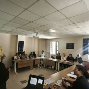 Müdürlüğümüz AEP Eğiticileri ve meslek elemanlarına, Yerel Eğitim Programları kapsamında “Aile Eğitimlerinde Gelişimsel Yaklaşım ve Aile Yaşam Döngüsü” eğitimi gerçekleştirildi. - fotoğraf 1