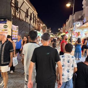 Devletimizin koruması altındaki çocuklarımız, yaz tatilini verimli ve keyifli bir şekilde değerlendirmeleri amacıyla düzenlenen İzmir/Çeşme kampına katıldı. - fotoğraf 3